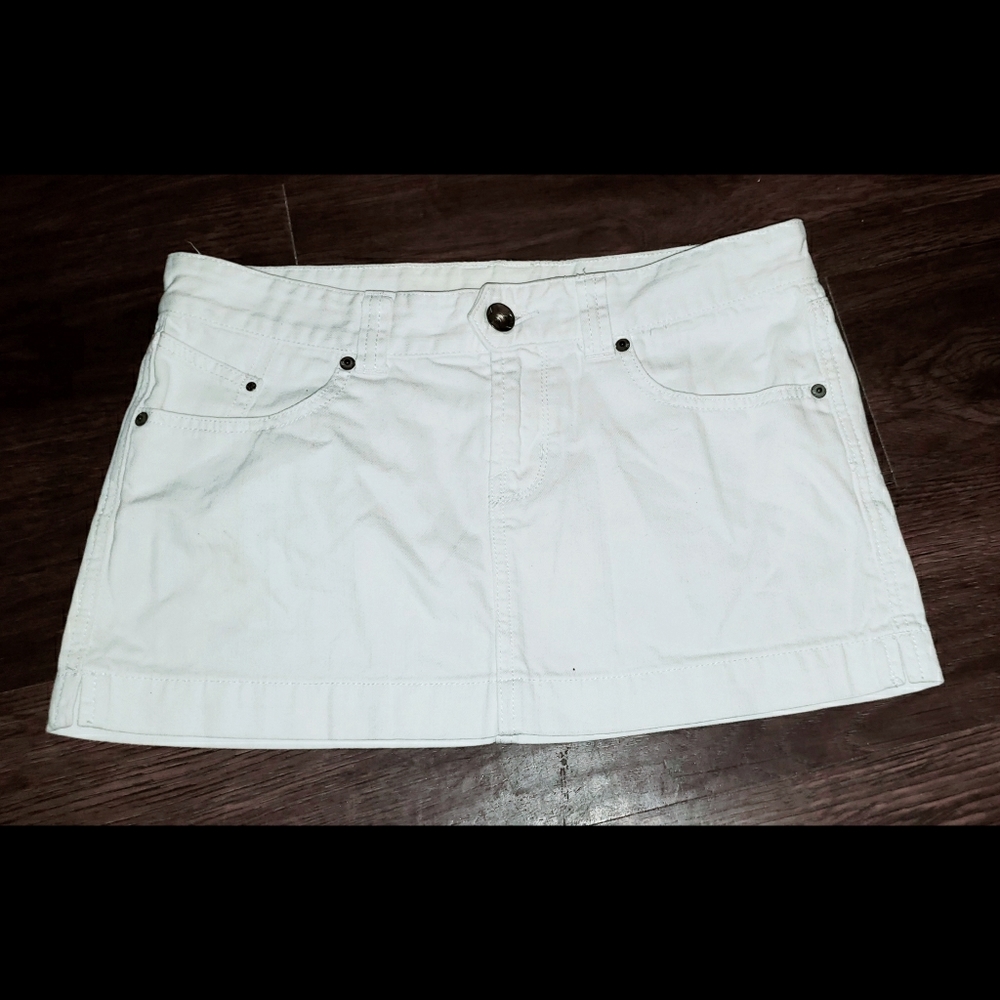 Low rise jean skirt